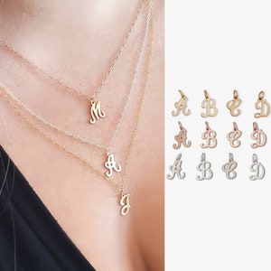 ¡3 colores! 14k Gold Filled, Sterling Silver o 14K Rose Gold Filled Letter Charm, Add On Colgante para El Collar Inicial Joyas Personalizadas