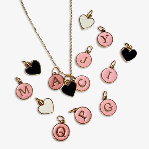 Adicione uma inicial personalizada ou pingente de coração! Pingente adicional para colares Mojo, joias pessoais, alfabeto de letras douradas deslizantes rosa A B C D