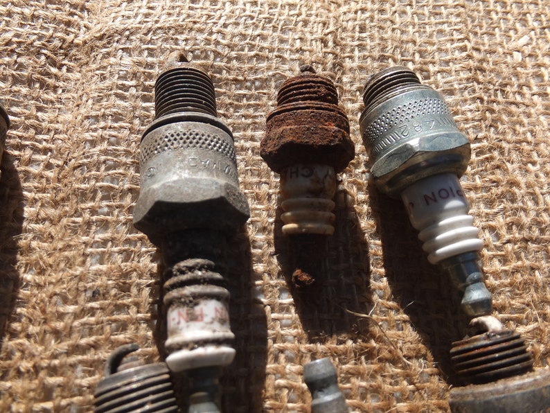 Rusty Spark Plugs 10 Rusty Assemblage Pieces Rusty parts Etsy