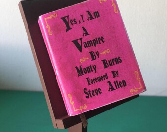 The Simpsons - Lectern with Book &quot;Yes I am a Vampire&quot; - 100% Handmade - Ornament