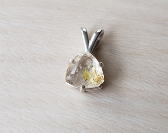 Natural Petroleum Diamond Quartz 8mm Trillion Cut Pendant