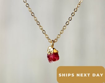 Raw Gemstone Necklace - Raw garnet necklace gold  Garnet pendant necklace Red garnet crystal necklace Garnet jewelry Dainty necklace