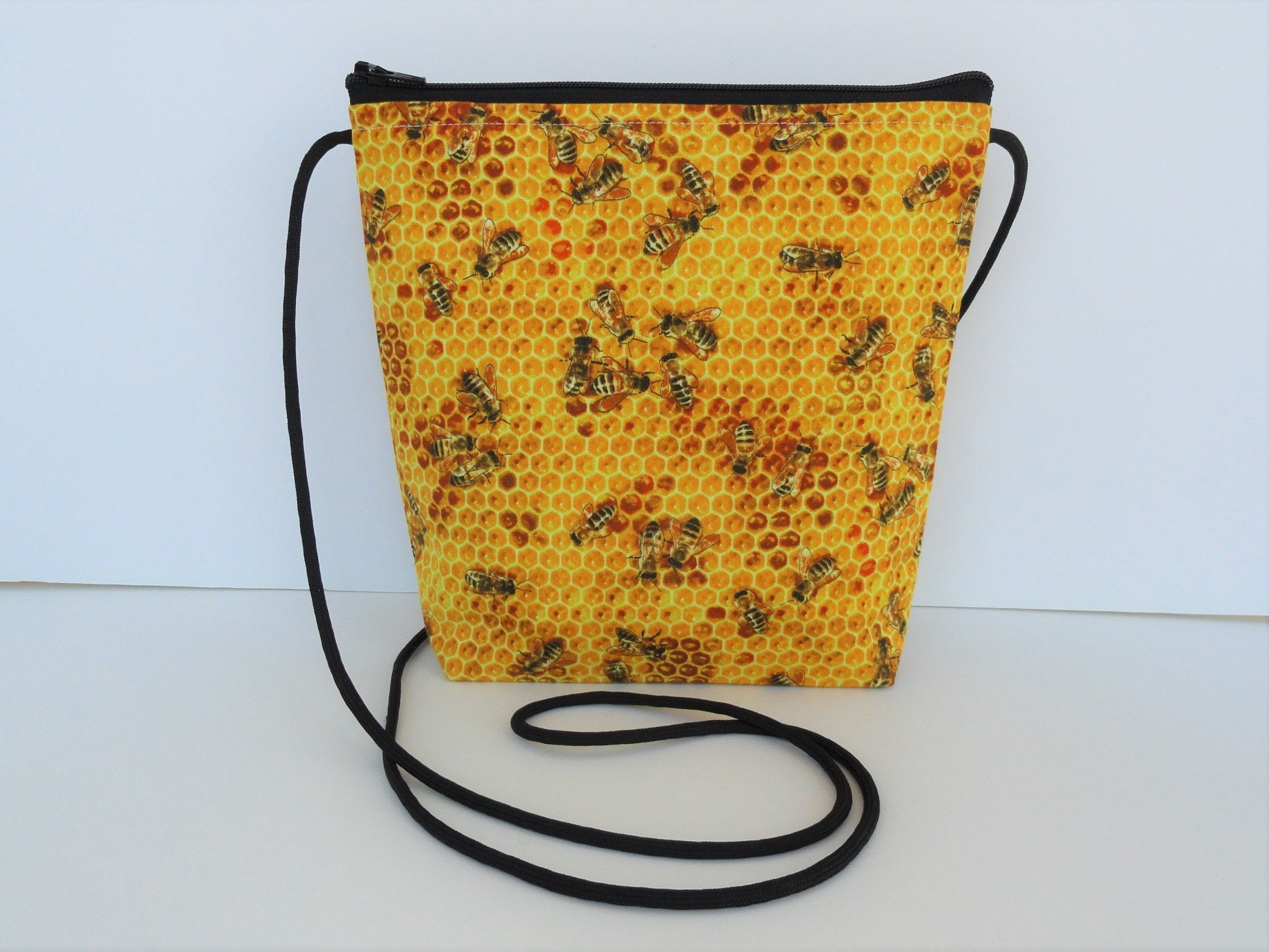 Honey Bee Shoulder Purse, Cute Bumble Yellow White Vegan Leather Top Handle Handbag Print Small Bag Women Ladies Designer