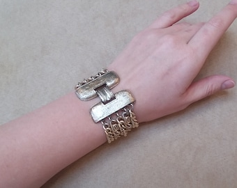 VINTAGE multiple chains wide charming gold tone BRACELET, unique gift for her