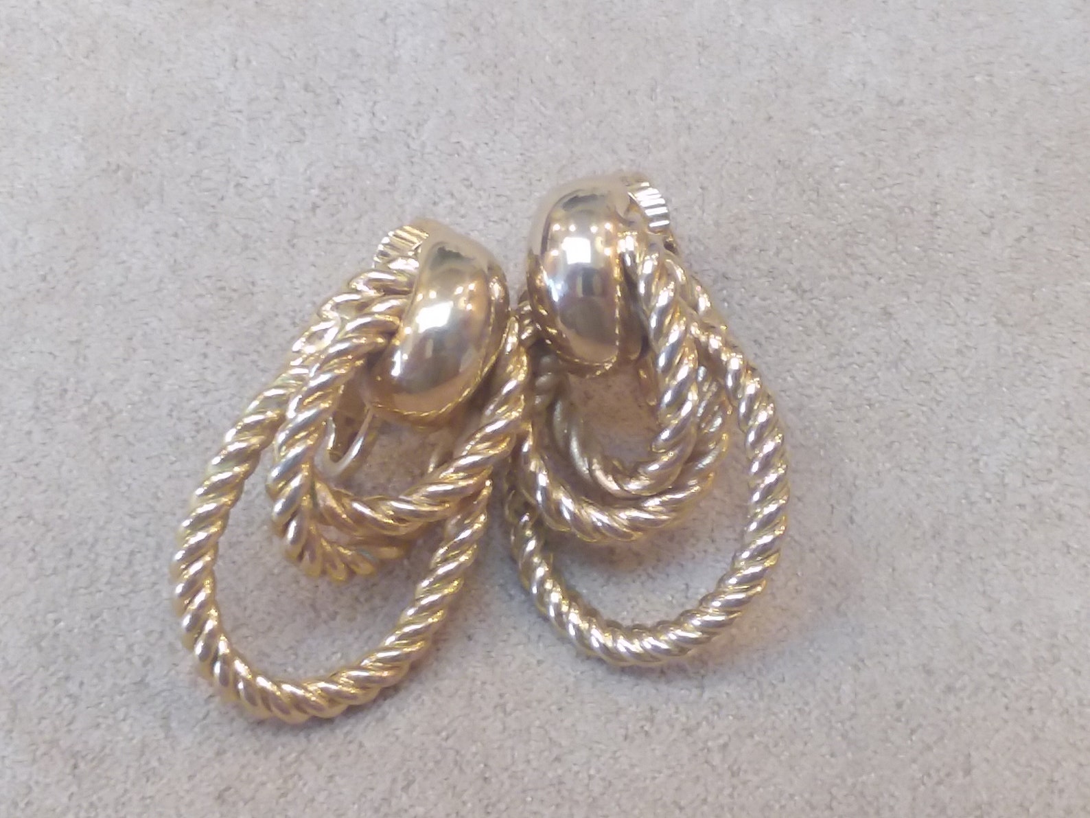 Rare Vintage SARAH COVENTRY Clip on Gold Tone Chain Style EARRINGS ...