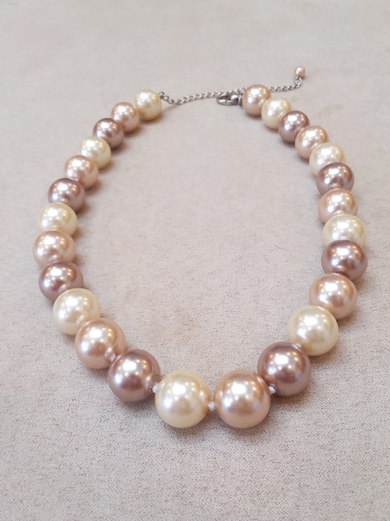 Vintage Triple tone Pearl Necklace,  Unique, Coll… - image 10