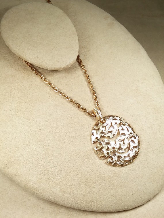 vintage VENDOME gold PENDANT NECKLACE, unique gif… - image 2