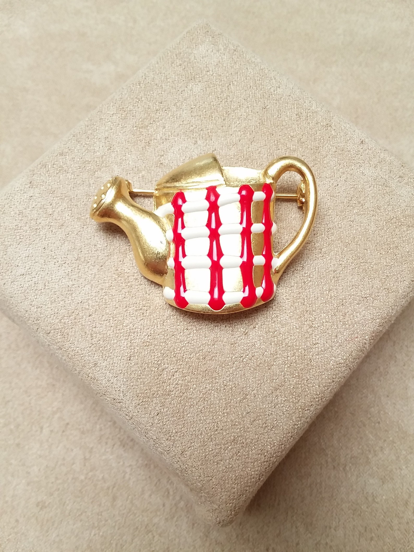 VINTAGE Gold Tone Enamel GARDEN Watering Can BROOCH Unique Etsy