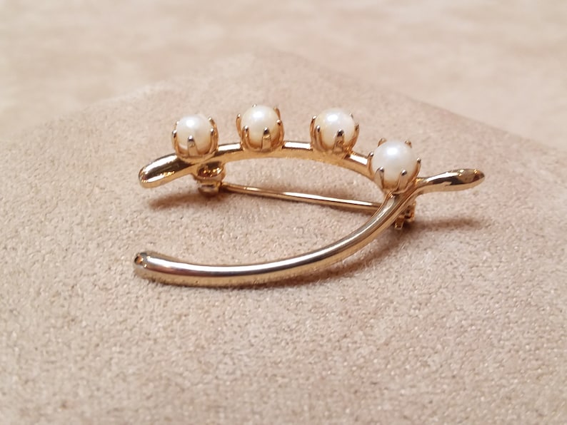 unique gift collectible jewelry vintage gold pearl WISHBONE shaped PIN BROOCH
