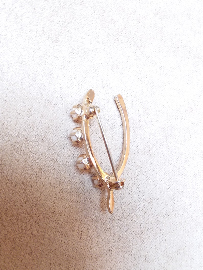 unique gift collectible jewelry vintage gold pearl WISHBONE shaped PIN BROOCH