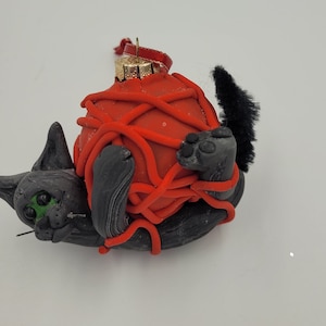 Handmade Cat Ornament - Clay Cat Figurine - Miniature Cat Figurine - Cat Desk Ornament - Black And Grey Cat With Yarn Ball - Cat Lover Décor