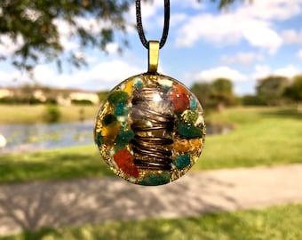 Energía positiva, colgantes, colgantes de orgonita, colgante de curación, cristales