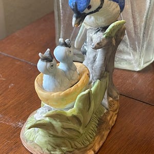 J Byron bird figurine | Blue bird mother | excellent condition | Royal Crown | porcelain figure | realistic birds