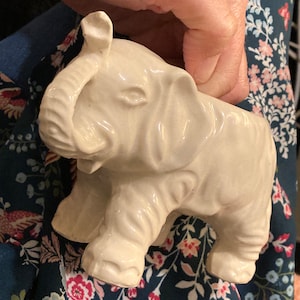 Vintage Planter | Japan 1940s | Vintage ceramic Elephant Animal container