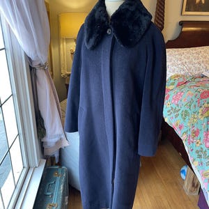 Wool Winter Coat Long | Italian | Mariella Burani | US 8 | Faux Fur trim | Classic Navy