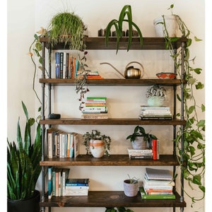 Industrial Vintage Style Bookcase with Wood Shelves and Iron Pipe Frame, Modern Farmhouse Bookshelves Storage, Open Shelving