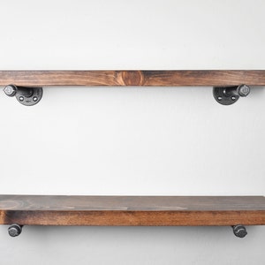 Estante flotante de estilo rústico, estantería de madera maciza, estantería abierta de estilo industrial y de granja con soportes de tubería de hierro, estantes de pared imagen 5