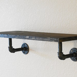Industrial Iron Pipe Wall Shelf, Wood Shelf with Black Iron Pipe Brackets for Rustic Farmhouse Style Open Shelving