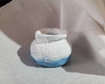 Petit pot décoratif fait main
