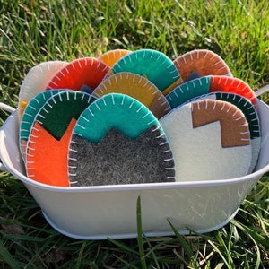 Fillable Re-usable Felt Easter Eggs. Pocket Easter Eggs