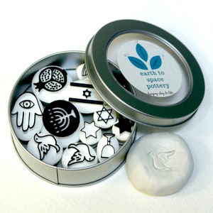 Tampons juifs Judaica (SET 1) pour la poterie, l'argile, l'artisanat, les biscuits, les gâteaux, la pâte d'amande, le fondant, l'encre et d'autres objets artisanaux d'impression.