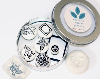Mahjong: Seven stamps and one cutter for pottery, clay, crafts, cookies, cakes, marzipan, fondant, ink, and other imprinting crafts.