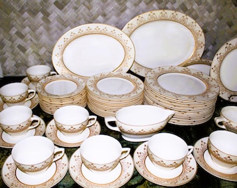 Cauldon Tiffany China Pattern T-1622 Set(8) Gilt and Floral