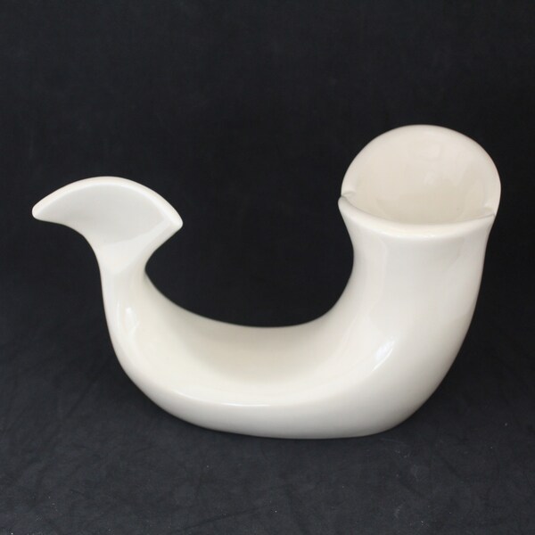 Funky 1970's Vohann of California Ivory White Whale Soap Dish / Ashtray