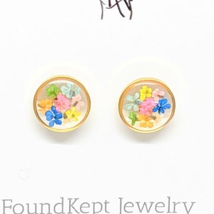 Gold rainbow earrings, pressed flower resin jewelry, colorful circle studs, hypoallergenic titanium, handmade post earrings, dried flowers