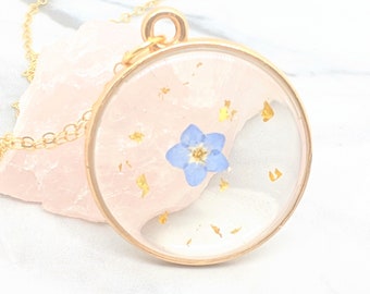 Pressed Flower Necklace Gold Circle Pendant with Tiny Forget Me Not and Gold Flake Detail Pressed Flower Jewelry Real Dried Flower Necklace