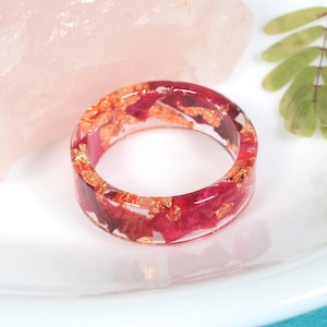 Real Pressed Flower Ring, Rose Petal and Copper Rose Gold Leaf Clear Resin Band, Pressed Flower Jewelry, Resin Ring, Pressed Flowers
