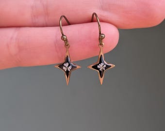 Small Star Dangle Earrings, Handmade Pressed Flower Resin Dangle Earrings, Black, White, and Brass, Nature Lover Gift, Dainty, Minimalist