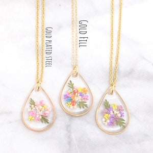 Made With Your Colors Customizable Bouquet Necklace, Pressed Flower Jewelry, Personalized Resin Pendants, Nature Wedding, Bridesmaids image 2