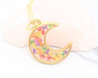 Collar de Luna de Flores Prensada - Pequeño Colgante de Luna de Oro con Flores Inspiradas en el Otoño - Joyas de Flores Reales - Collar Lunar