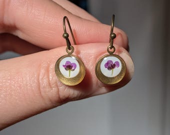 Small pressed flower dangle earrings, purple flower alyssum dangles, brass jewelry, handmade resin small round earrings, dainty, lightweight