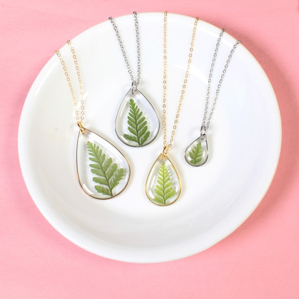 Real fern necklaces, plant jewelry, leaf pendant, nature jewelry, resin, teardrop, real fern leaves, pressed flower jewelry, handmade, green