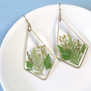 Plant earrings, resin fern earrings, handmade, large pressed leaves dangles, woodland dried leaf jewelry, statement, nature, plants, flowers
