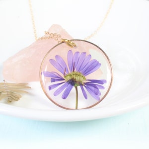 Gold Aster Necklace, September Birth Flower Jewelry, Dried Flower Resin Pendant Purple Pressed Flower Necklace September Birthday Gift