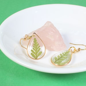 Medium fern earrings, pressed flower dangle earrings, resin plant jewelry, fern leaf earrings, handmade jewelry, green leaves, botanical