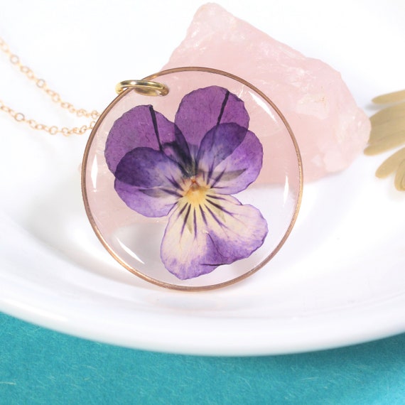 pendant necklace pansy purple flower resin yellow Dried