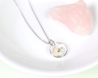 Silver baby's breath necklace, small pressed flower pendant, resin jewelry, handmade, dried flowers, dainty gift, minimalist, simple, white