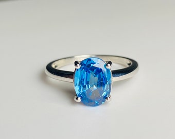 Swiss Blue Topaz Ring / Natural Topaz / Birthstone Ring / December Birthstone / Sterling Silver Ring / Women's Ring