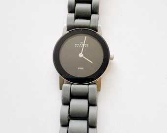 Skagen Denmark Gray Minimalist Watch 26mm Black Dial Modern Quartz Running