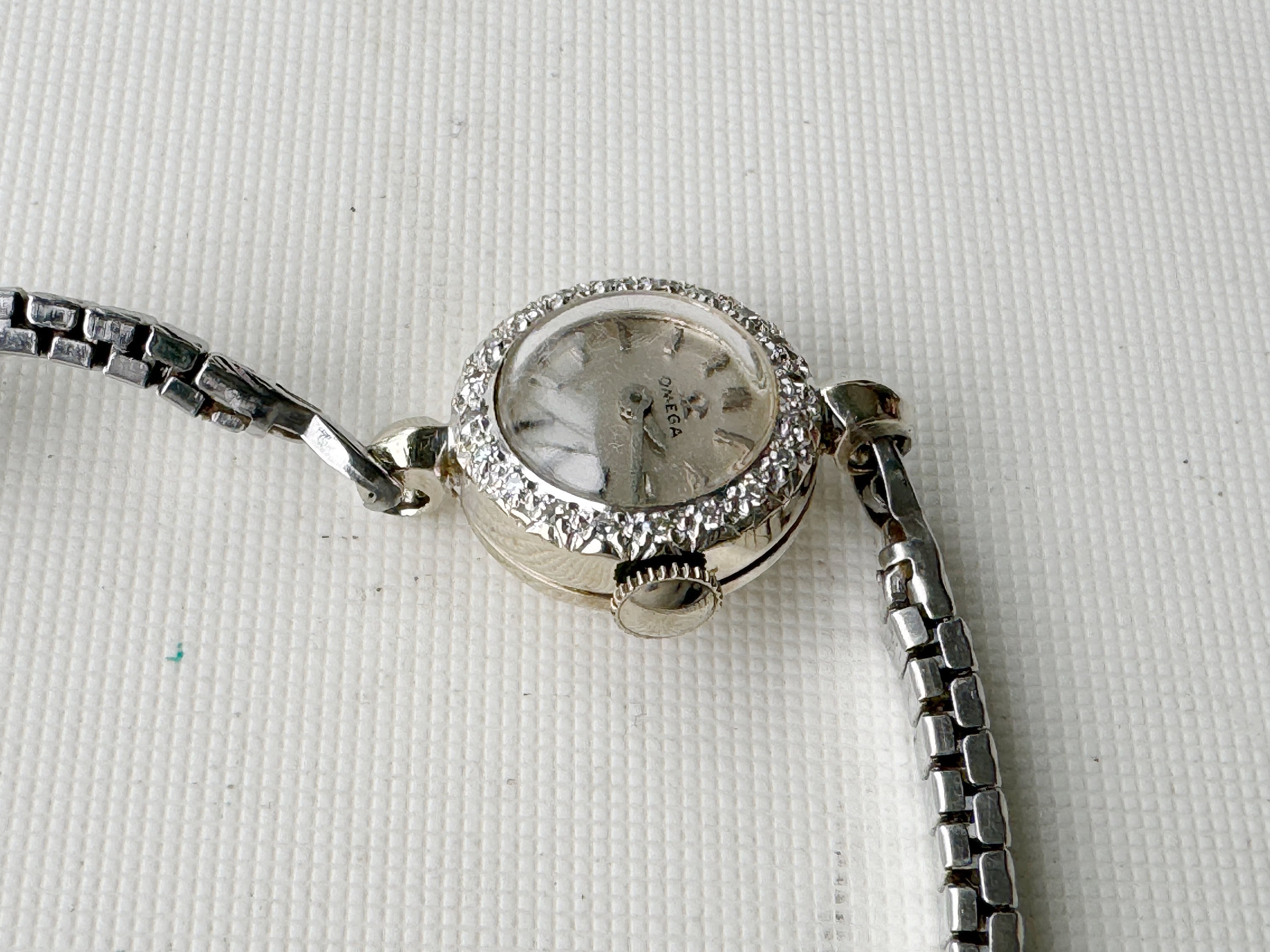 Vintage Omega Art Deco 14k White Gold Diamond Band Ladies Watch WORKING Art Deco 1925 Ladies White Gold Watch Ribbon Band  main image 3
