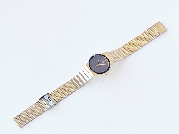 vintage seiko ladies quartz watch, 28mm case, run… - image 2