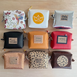 Reiseapotheke 4-eckig Reissverschluss | Kunstleder | Statement Patch Label | kleine Kosmetiktasche Kabeltasche Medikamente