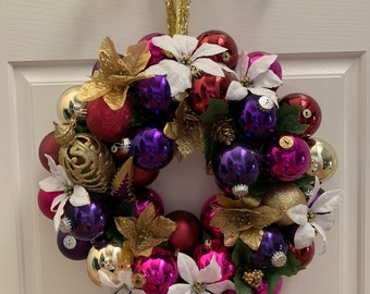 Holiday wreath