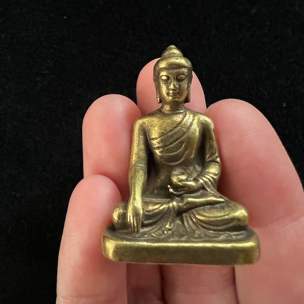 Small Brass Buddha Shakyamuni Statue  | Handmade | 1.50 inches by 1.10 inches