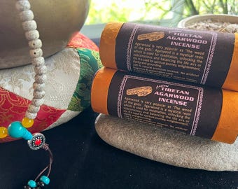 Ancient Tibetan Agarwood incense | Tibetan Incense | 30 sticks | w/ Mini Incense Holder