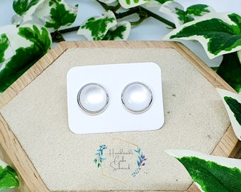 10 mm cabochon earrings ear studs moonstone optics white